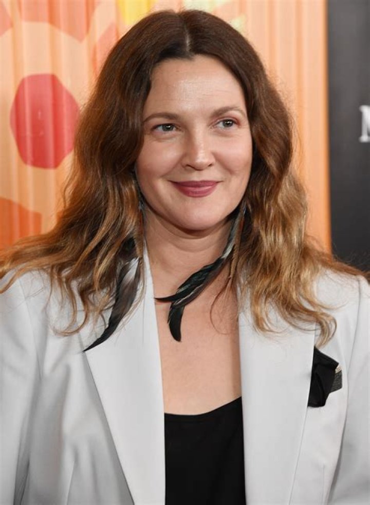 Discover The Remarkable Height Of Drew Barrymore