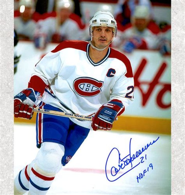 Guy Carbonneau Montreal Canadiens Autographed 8&times;10 jlbsportrarities
