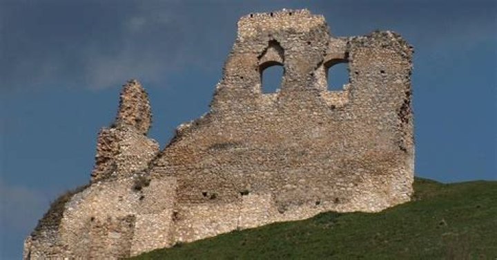 H&aacute;zass&aacute;g&aacute;ba ker&uuml;lt a munkam&aacute;nia &Iacute;gy &eacute;l Dr. Nowzaradan, az &Eacute;let 250