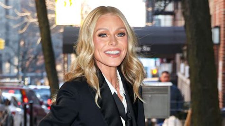 Unveiling Kelly Ripa's Plastic Surgery Secrets: Discoveries And Insights