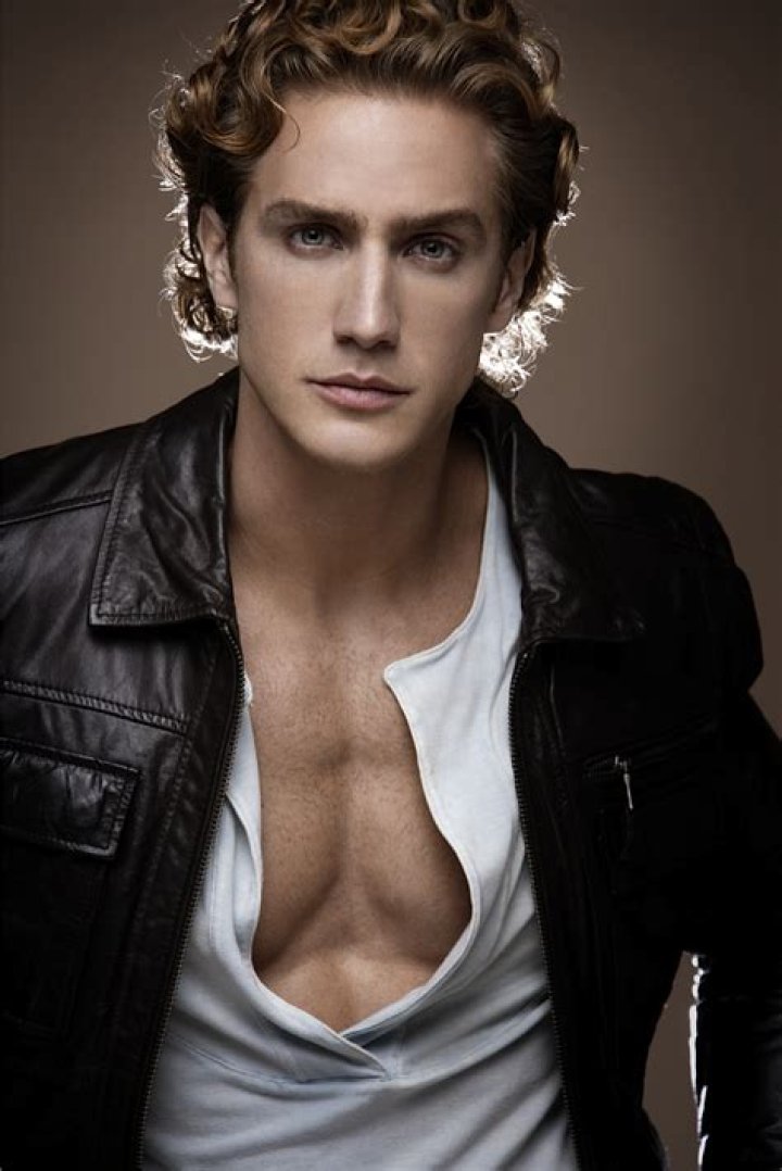 Unveiling The Influence Of Eugenio Siller's Parents On His Success