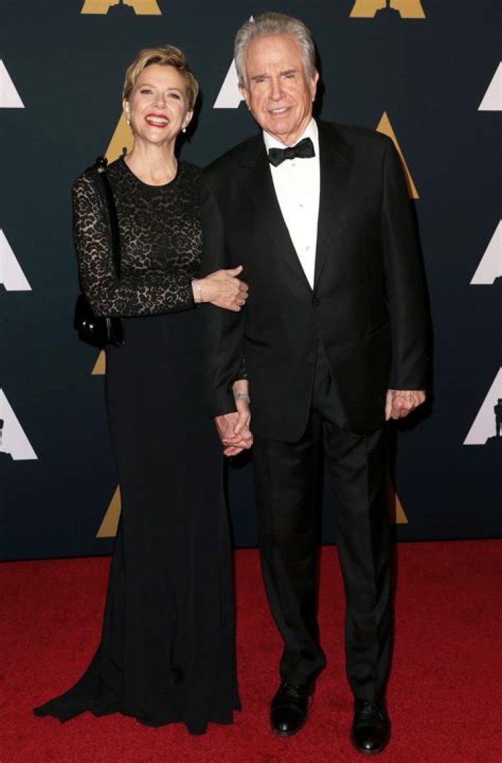 Unveiling The Secrets Of Annette Bening's Enduring Marriage