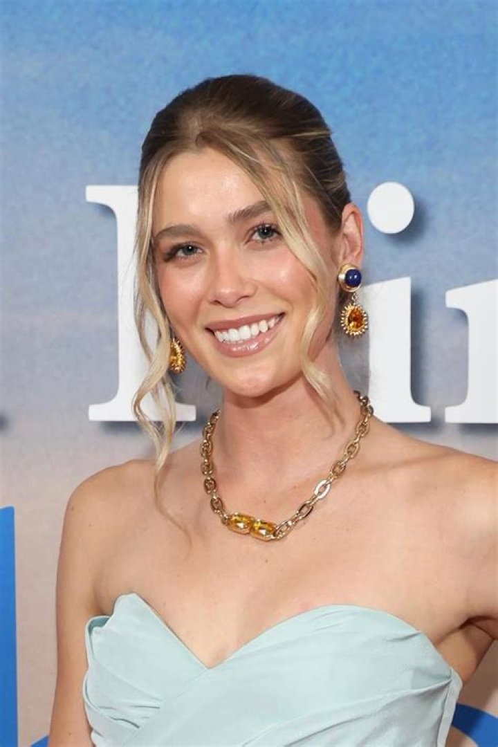 Unveiling The Secrets Of Rose Reid's Height And Weight: A Comprehensive Exploration